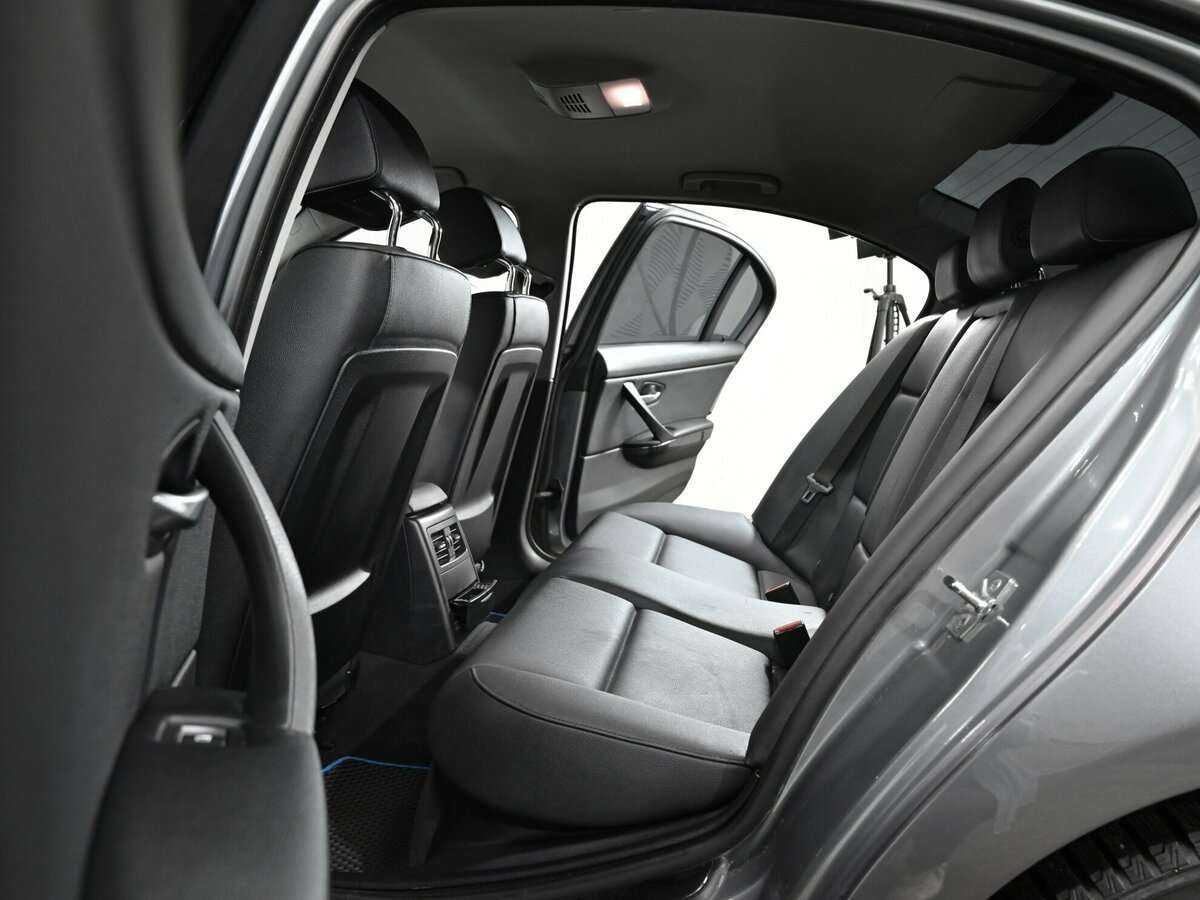 Купить BMW 3 серии 320i, 2009, 153 000 км, фото №12