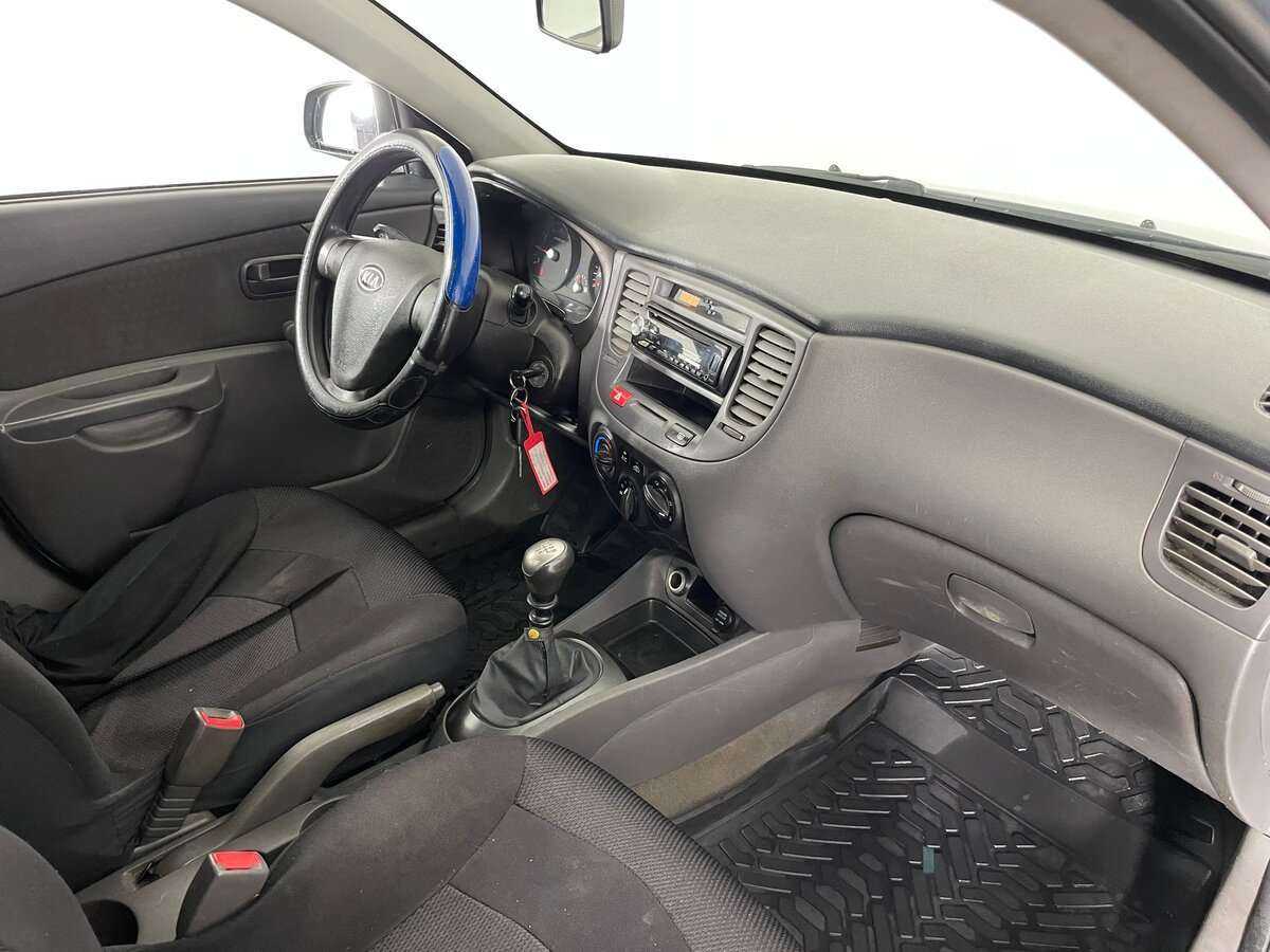 Купить Kia Rio, 2007, 290 383 км, фото №8