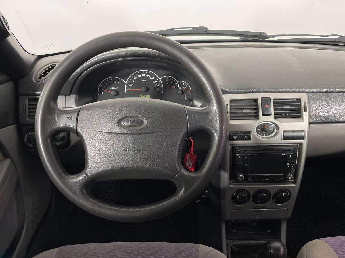 Купить Lada (ВАЗ) Priora, 2008, 215 629 км, фото №10