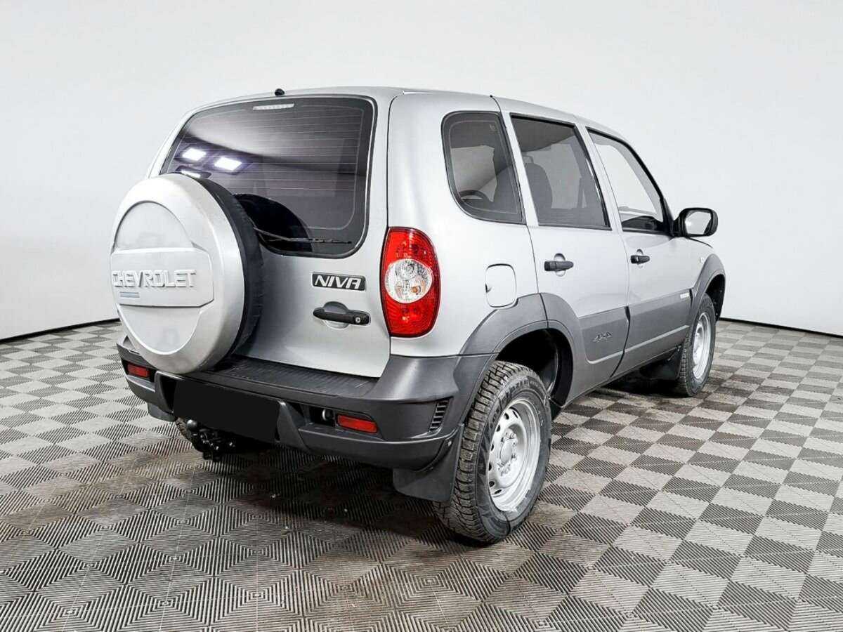 Купить Chevrolet Niva, 2013, 123 500 км, фото №5