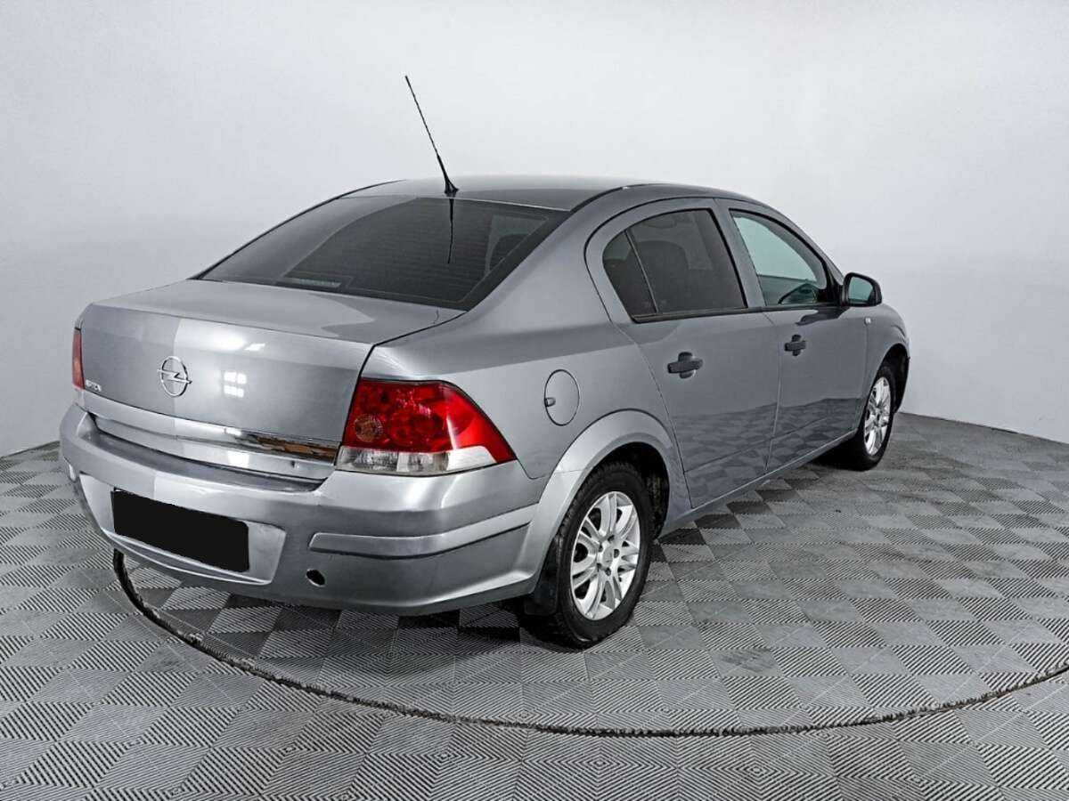 Купить Opel Astra, 2011, 179 779 км, фото №5