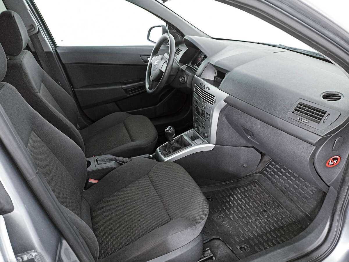 Купить Opel Astra, 2011, 179 779 км, фото №11