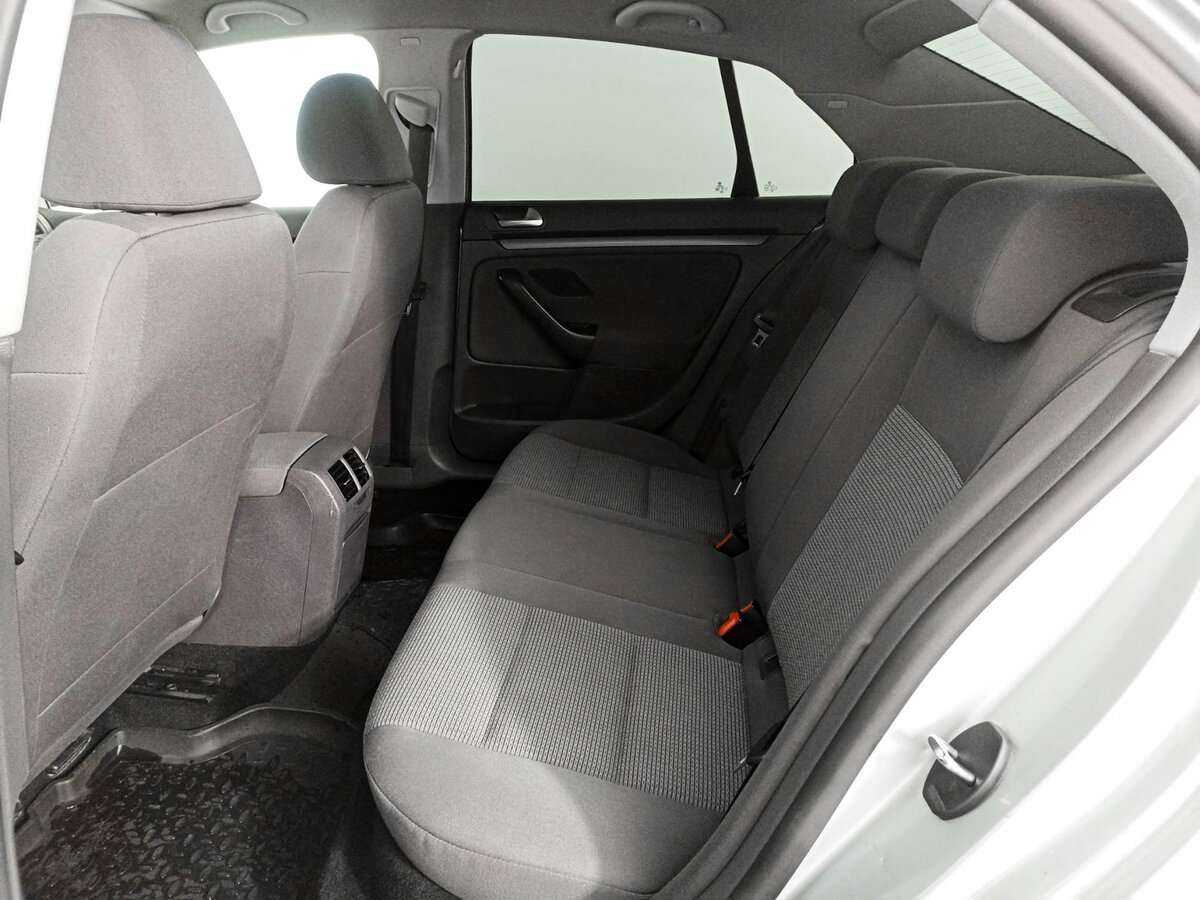 Купить Volkswagen Jetta, 2009, 180 525 км, фото №12