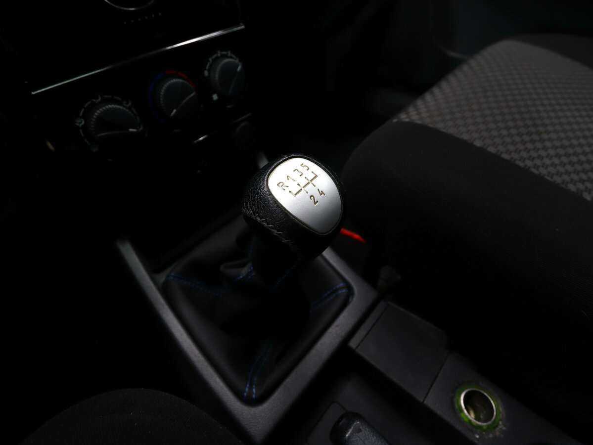 Купить Lada (ВАЗ) Priora, 2011, 128 000 км, фото №16