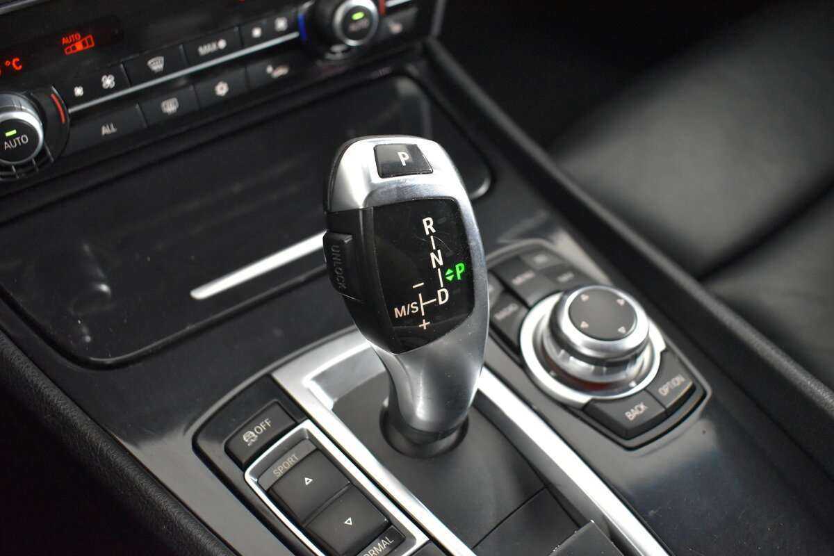 Купить BMW 5 серии Gran Turismo 535d xDrive, 2010, 254 000 км, фото №16