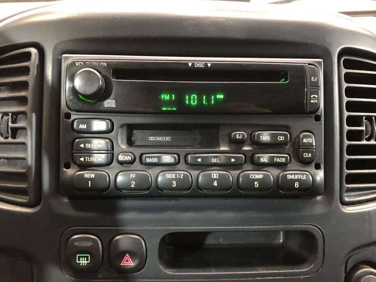 Купить Ford Escape, 2000, 360 272 км, фото №15