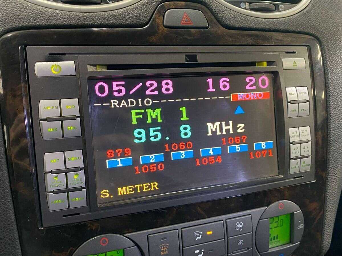 Купить Ford Focus, 2005, 332 330 км, фото №12