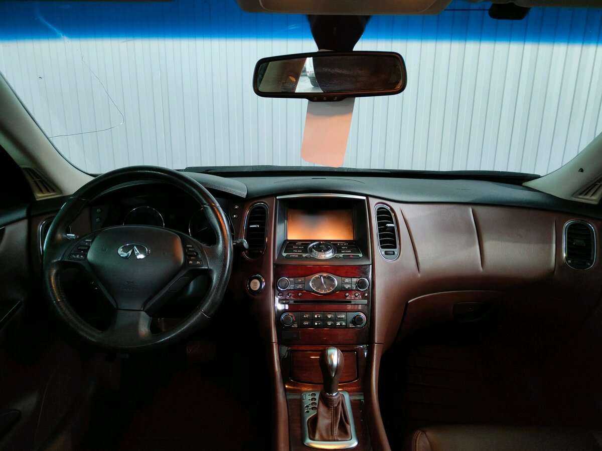 Купить Infiniti QX50, 2014, 107 749 км, фото №10