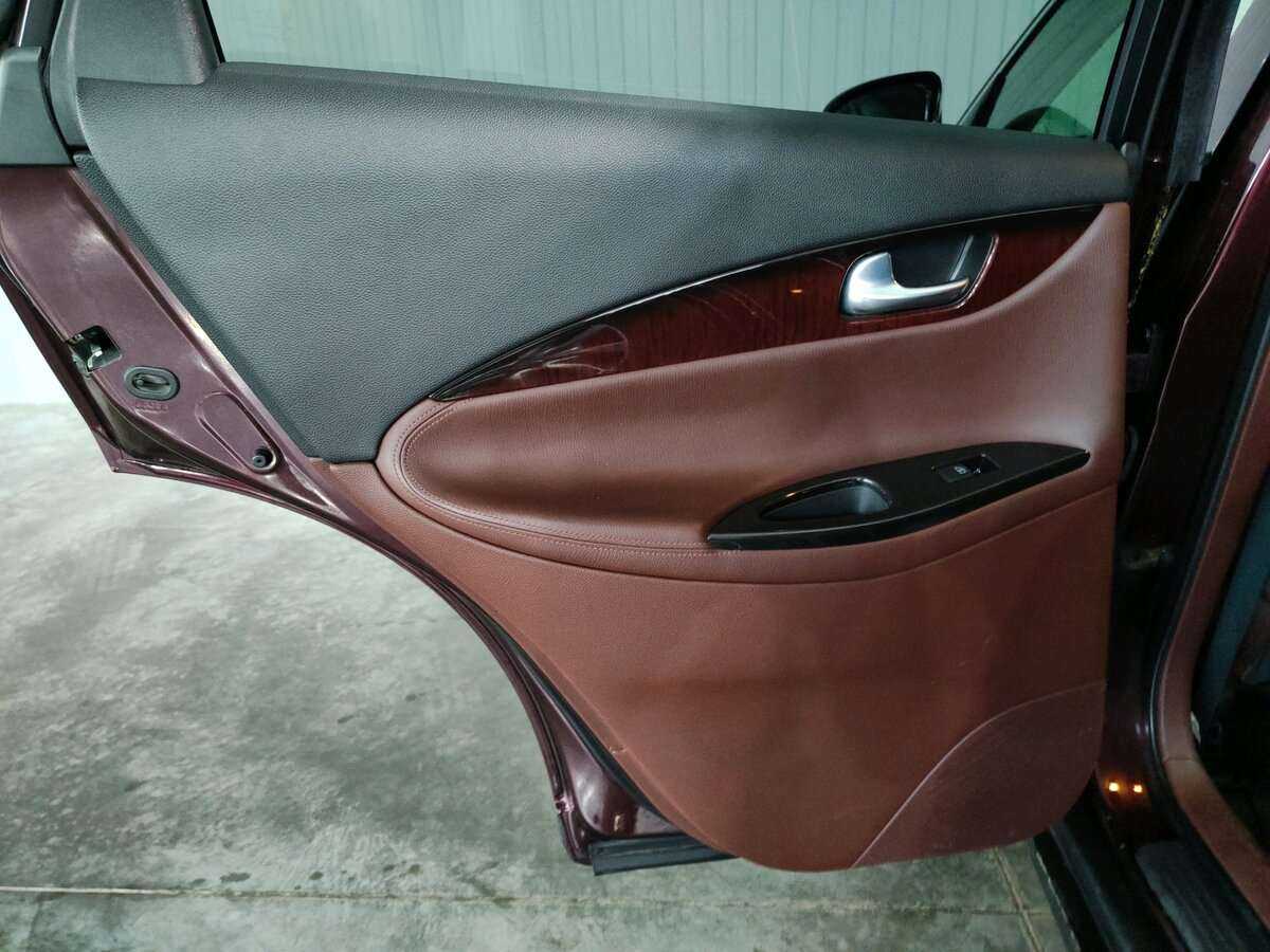 Купить Infiniti QX50, 2014, 107 749 км, фото №14