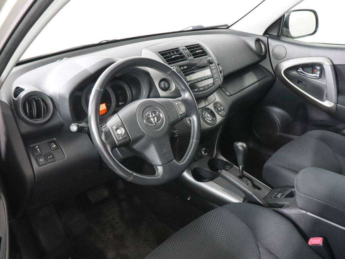 Купить Toyota RAV4, 2011, 75 880 км, фото №9