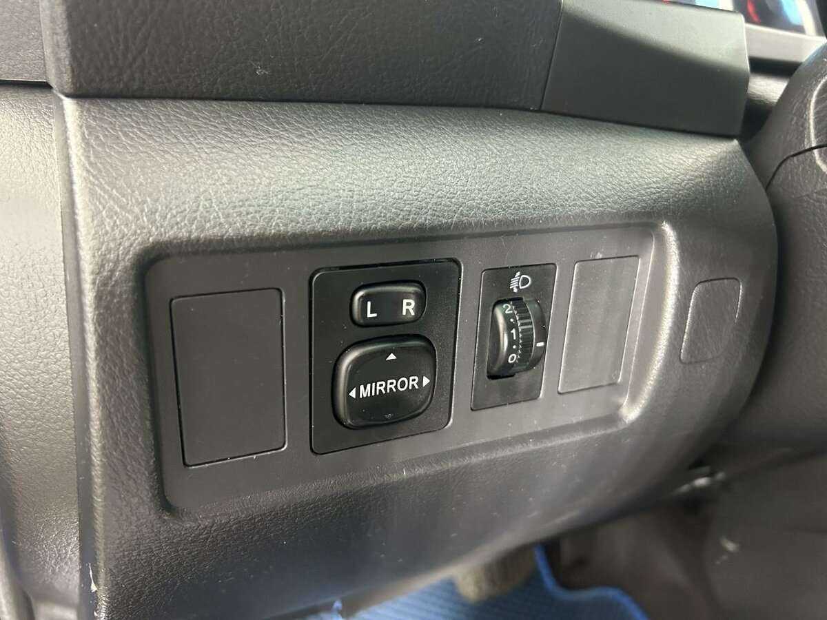 Купить Toyota Corolla Verso, 2006, 247 092 км, фото №9