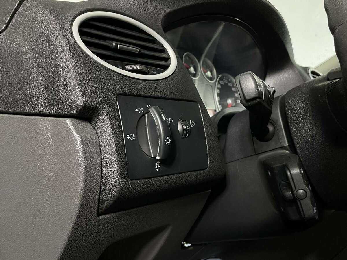 Купить Ford Focus, 2007, 200 620 км, фото №9