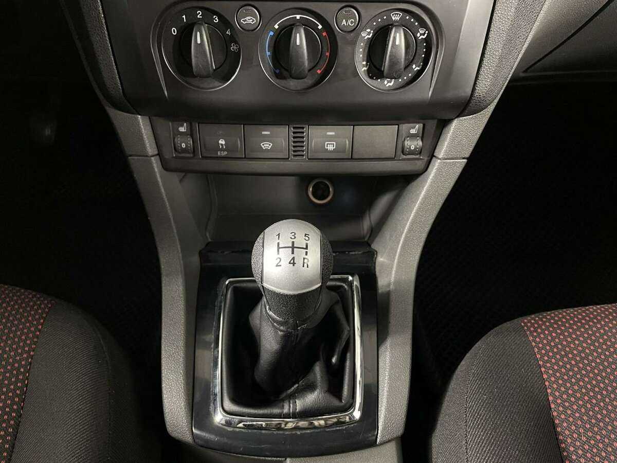Купить Ford Focus, 2007, 200 620 км, фото №13
