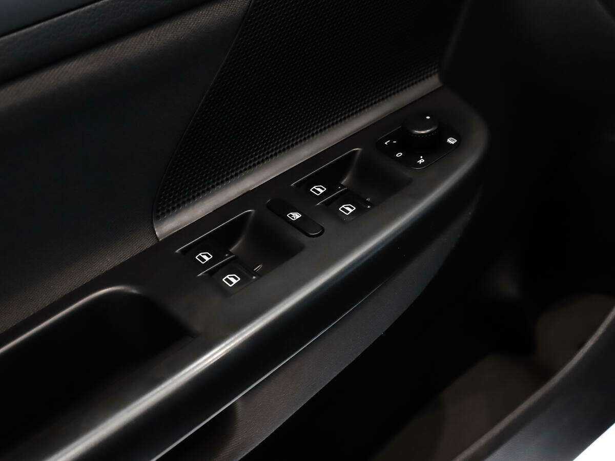 Купить Volkswagen Jetta, 2009, 217 803 км, фото №10