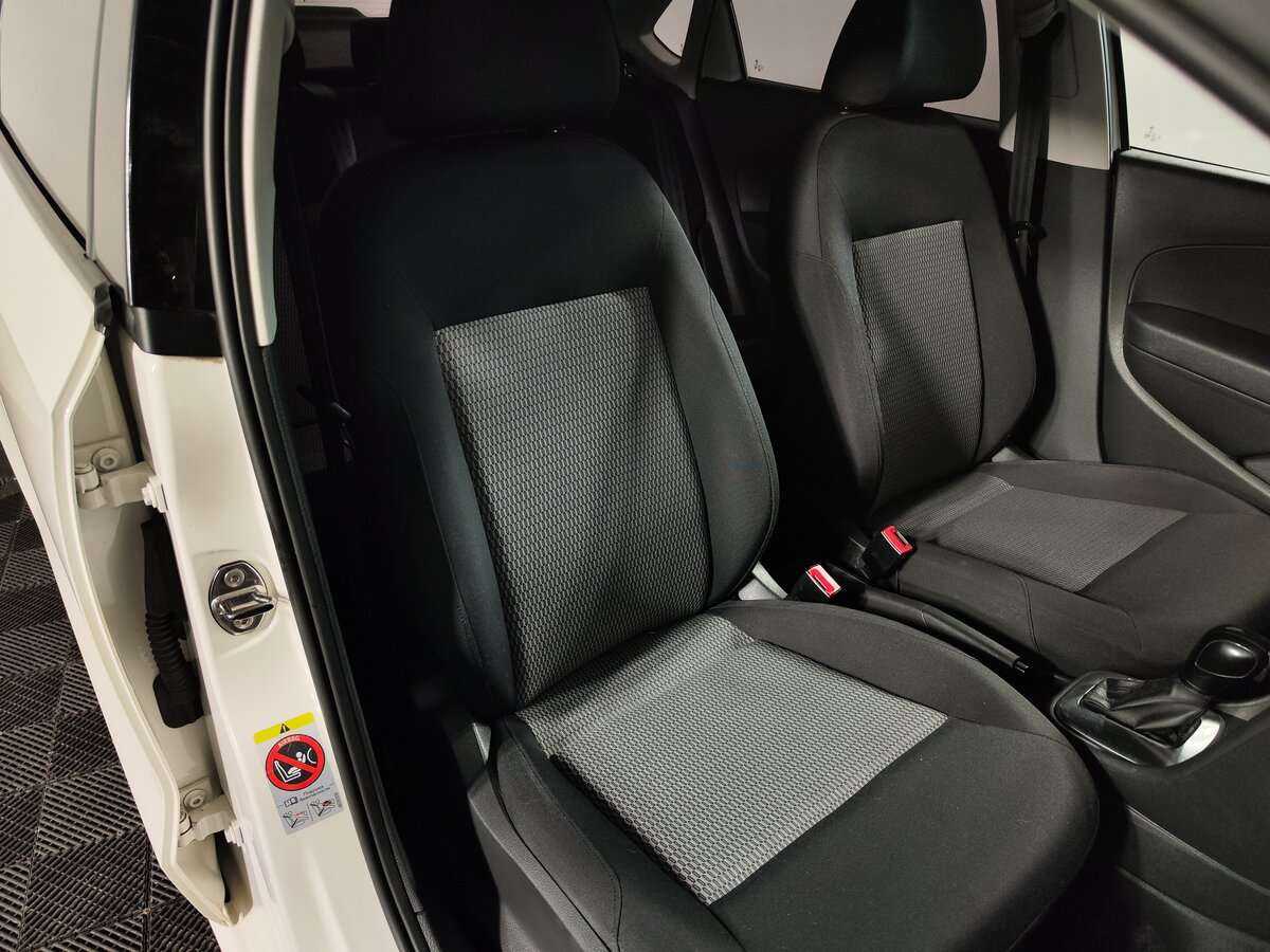 Купить Volkswagen Polo, 2011, 144 451 км, фото №8