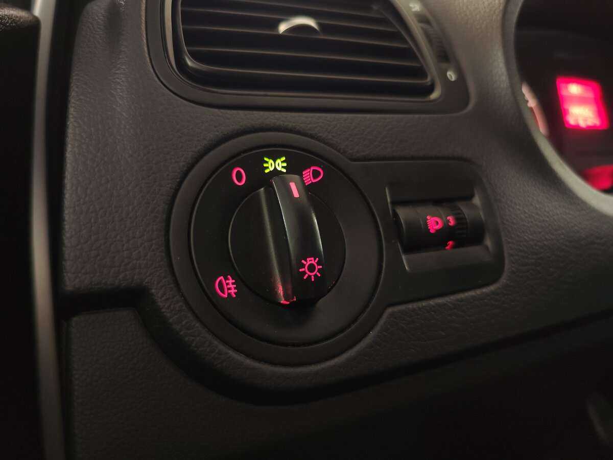 Купить Volkswagen Polo, 2011, 144 451 км, фото №15