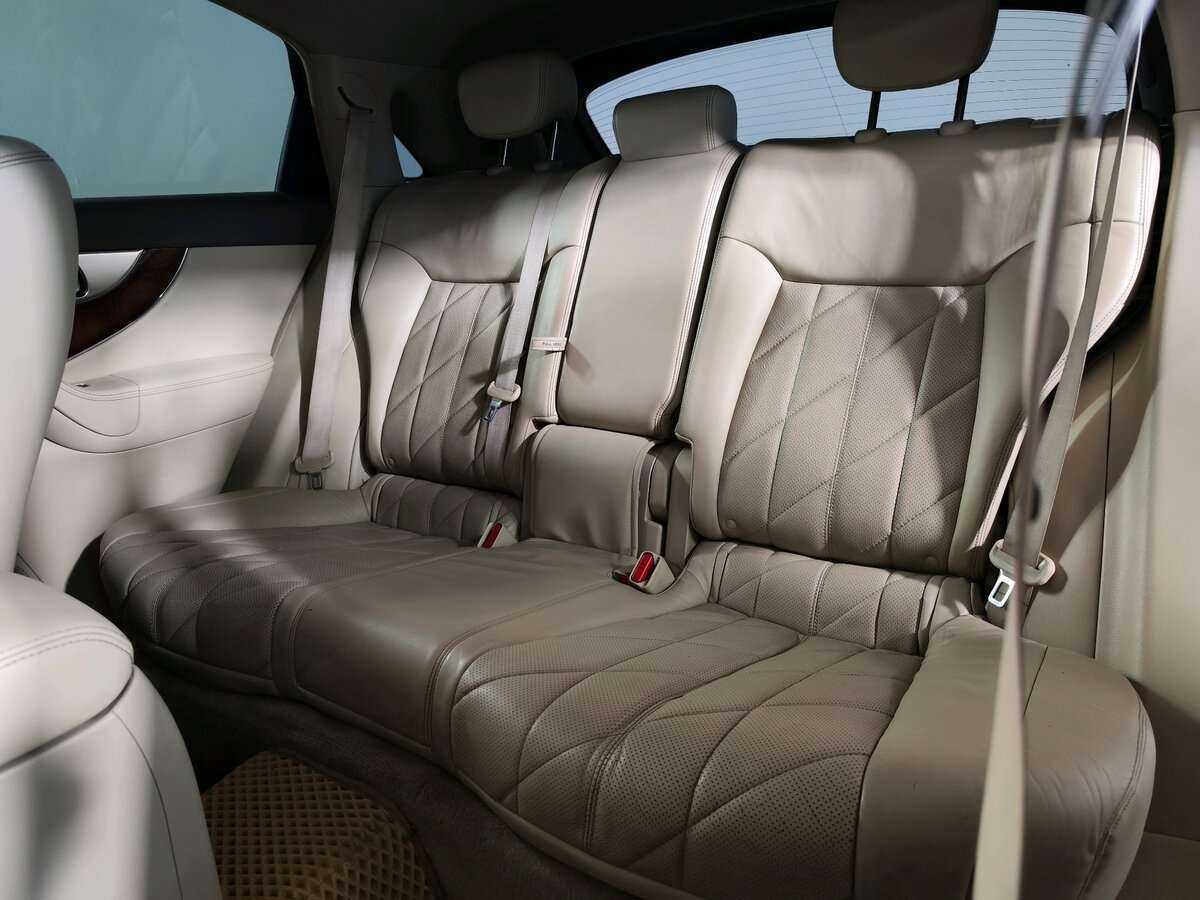 Купить Infiniti FX37, 2010, 220 000 км, фото №12