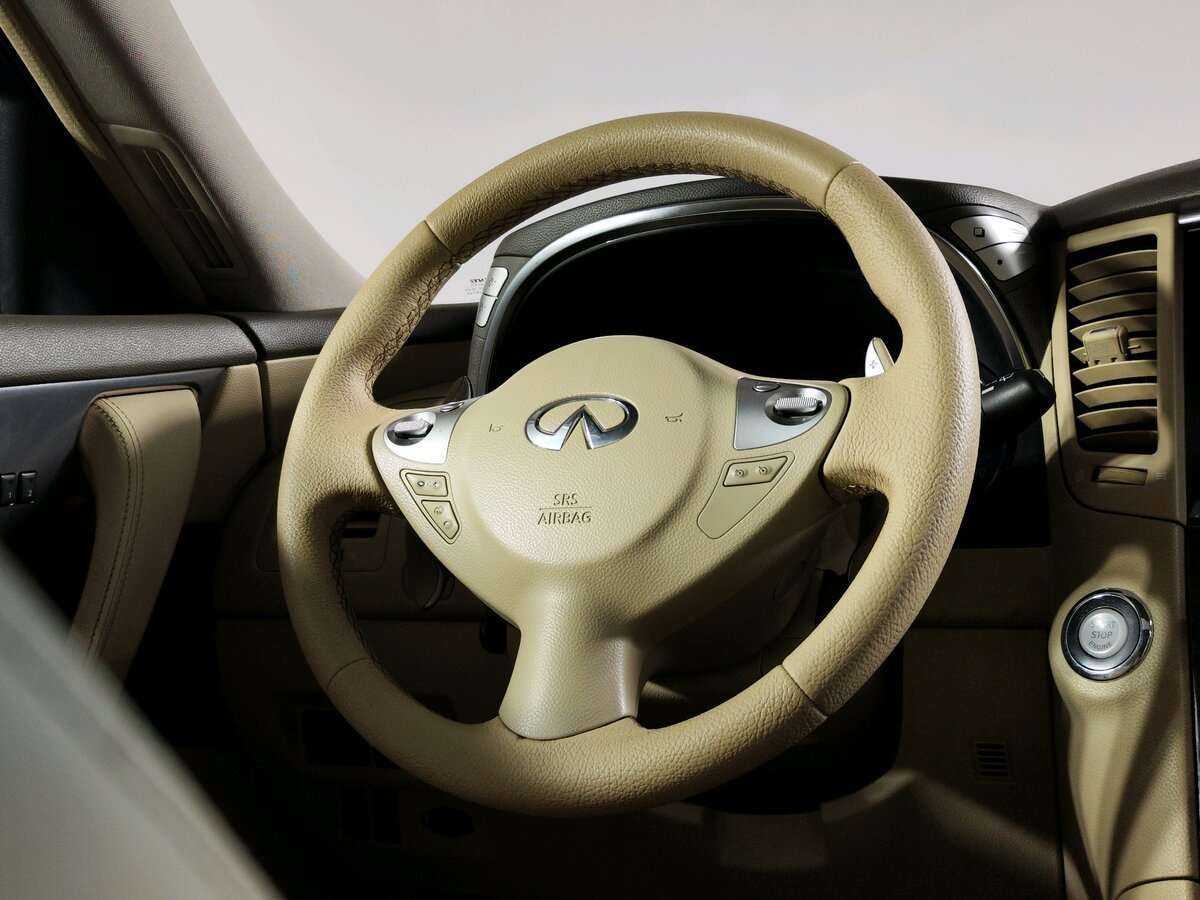 Купить Infiniti FX37, 2010, 220 000 км, фото №16