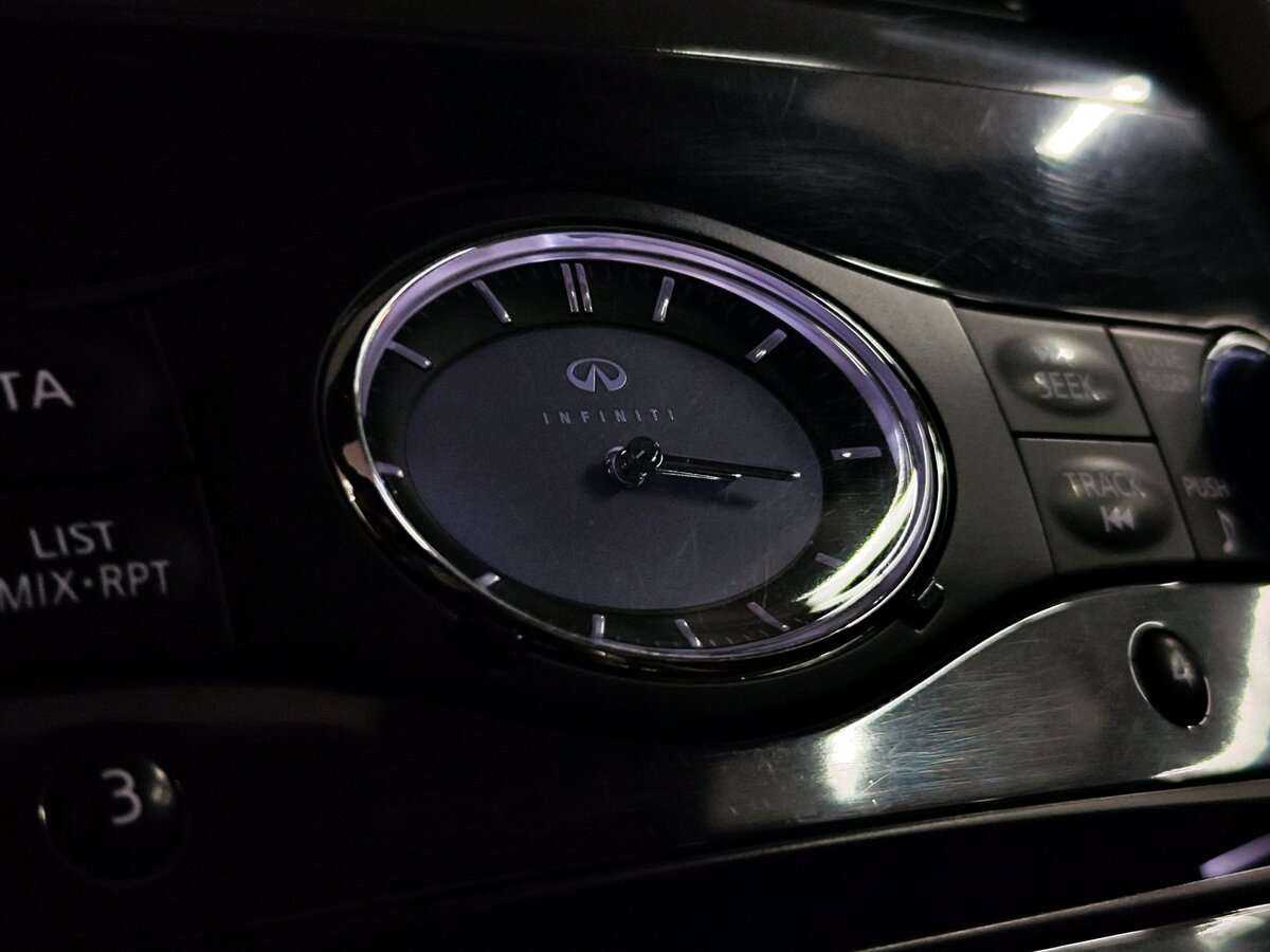 Купить Infiniti FX37, 2010, 220 000 км, фото №23