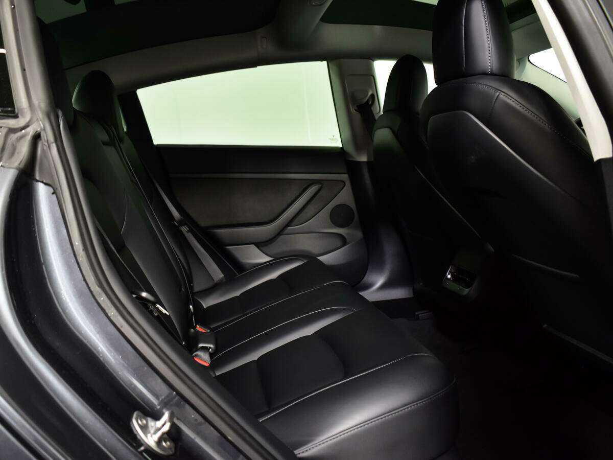 Купить Tesla Model 3 Long Range, 2021, 68 289 км, фото №10