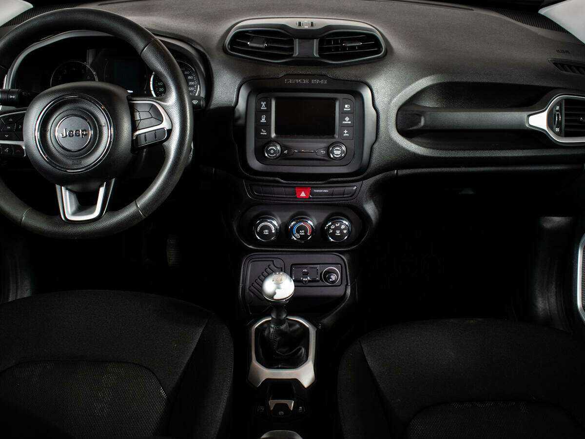 Купить Jeep Renegade, 2017, 154 000 км, фото №9