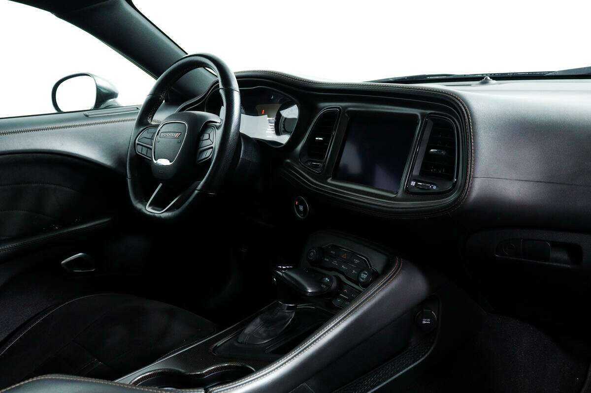 Купить Dodge Challenger R__T, 2020, 31 443 км, фото №9