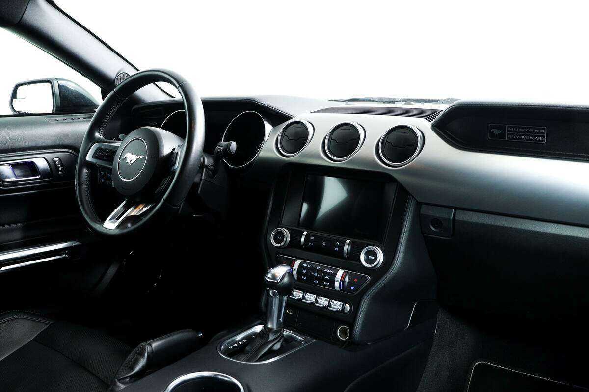 Купить Ford Mustang, 2020, 42 632 км, фото №9