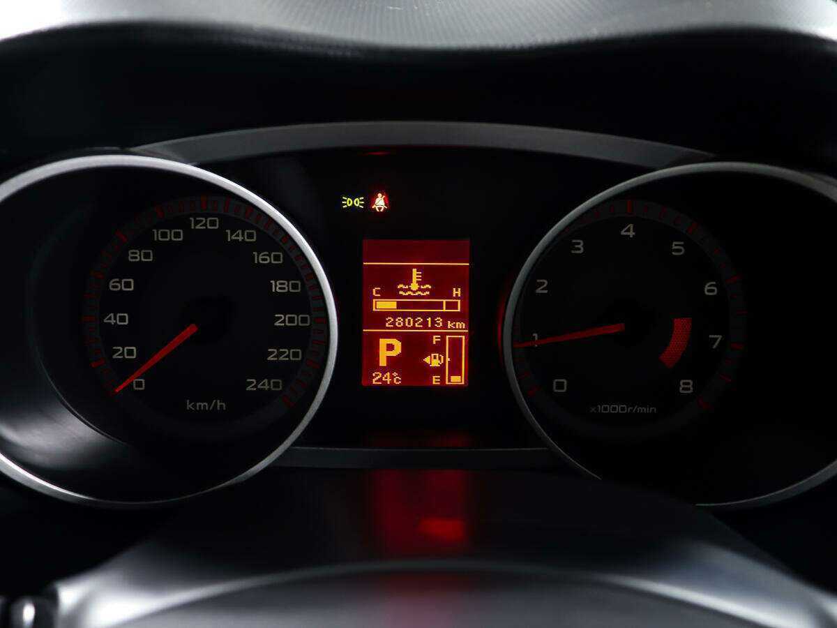 Купить Mitsubishi Outlander, 2008, 280 214 км, фото №14