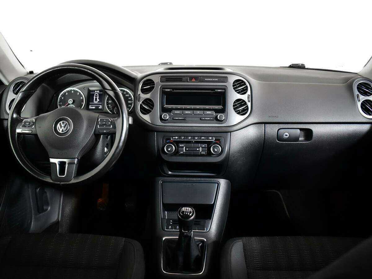 Купить Volkswagen Tiguan, 2011, 225 486 км, фото №10