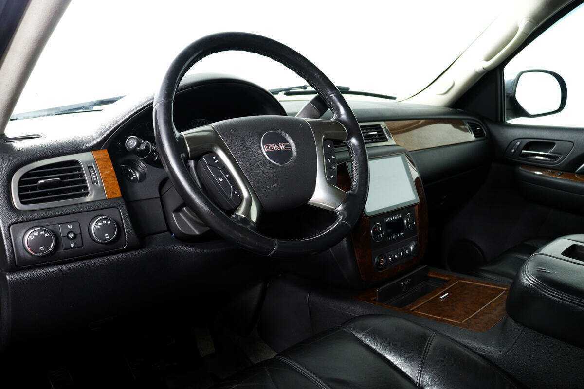 Купить GMC Yukon, 2006, 320 329 км, фото №13