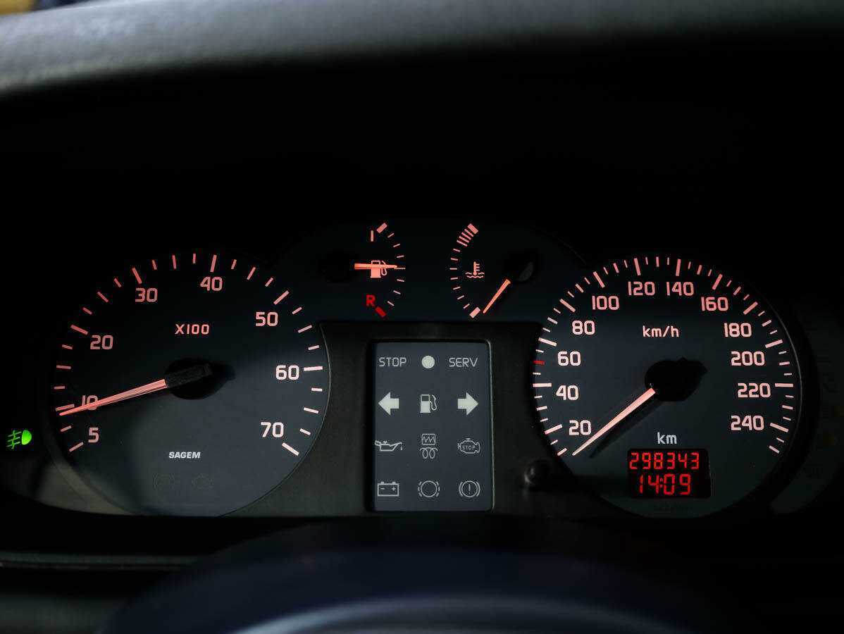 Купить Renault Megane, 2001, 298 343 км, фото №11