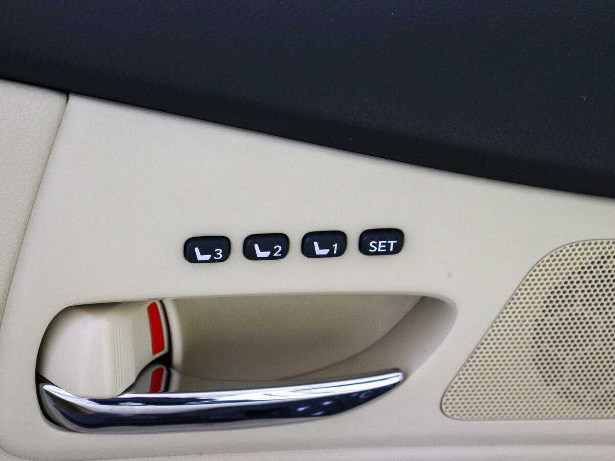 Купить Lexus RX 270, 2010, 109 586 км, фото №19