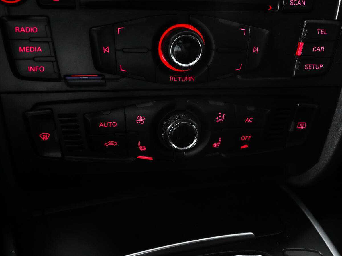 Купить Audi A4, 2009, 143 926 км, фото №14