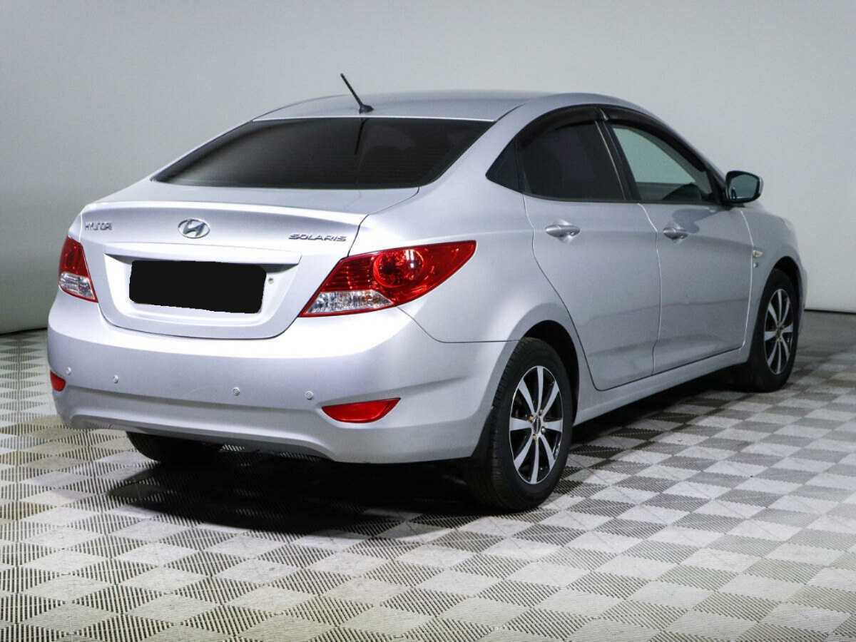 Купить Hyundai Solaris, 2011, 83 731 км, фото №4