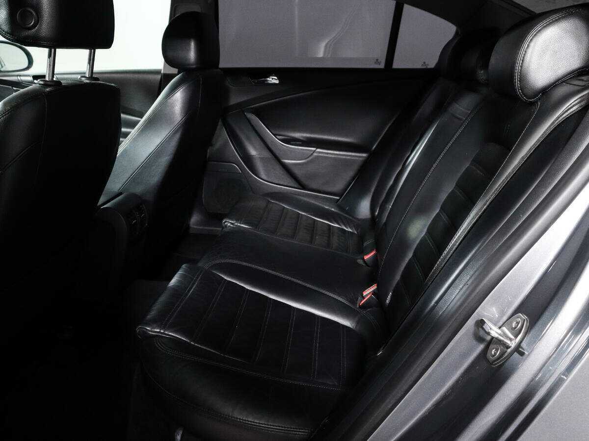 Купить Volkswagen Passat, 2005, 253 951 км, фото №10