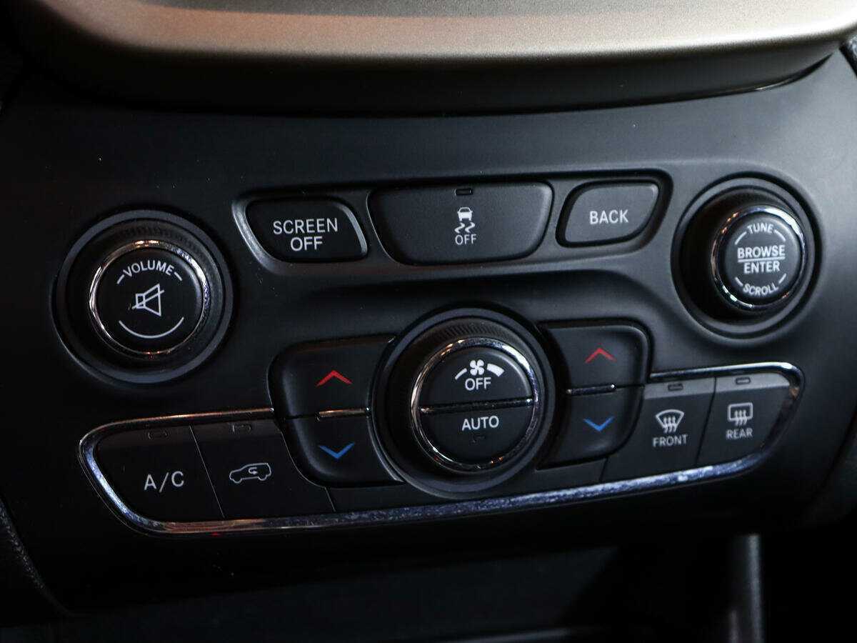 Купить Jeep Cherokee, 2014, 162 681 км, фото №16