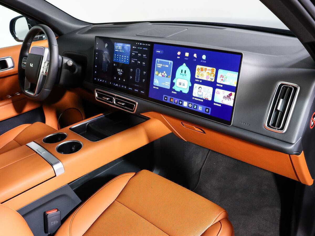 Купить LiXiang L9 44.5 kWh, 2023, 6 184 км, фото №6