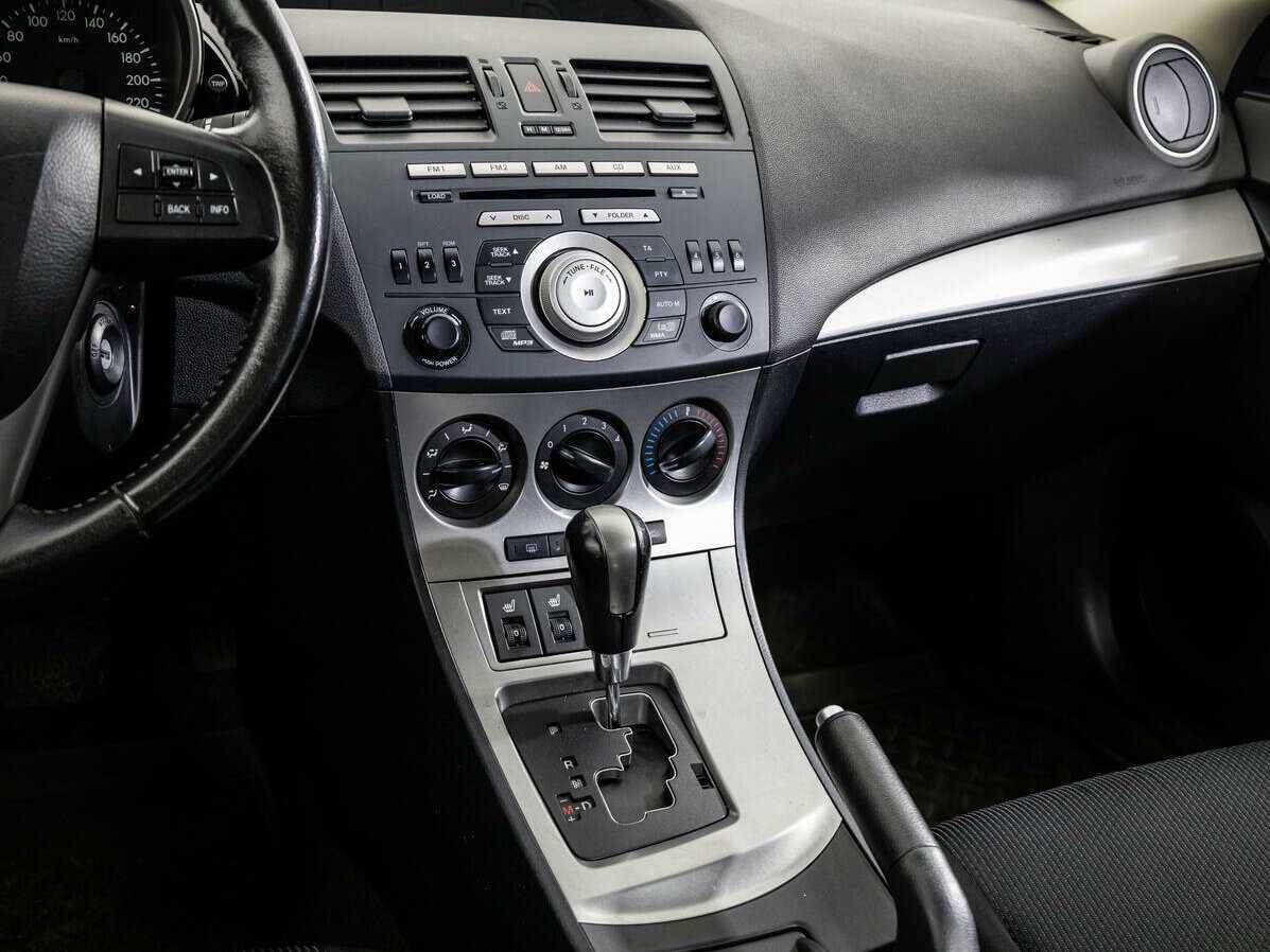 Купить Mazda 3, 2010, 203 318 км, фото №13