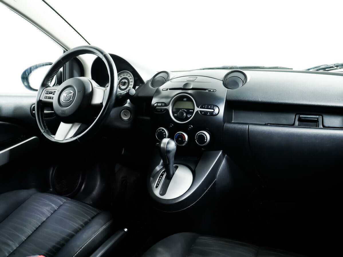 Купить Mazda 2, 2009, 273 606 км, фото №8