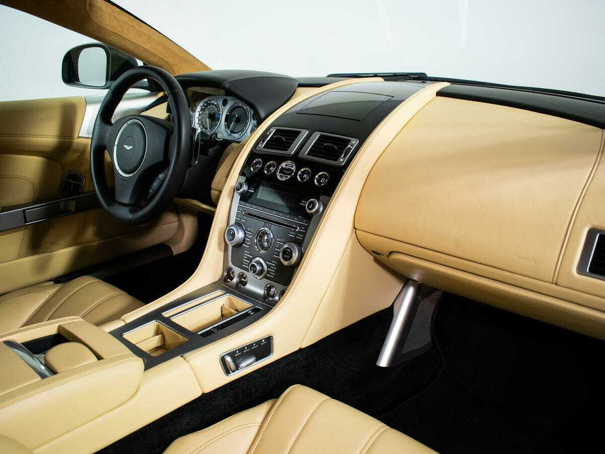 Купить Aston Martin DB9, 2013, 49 192 км, фото №9