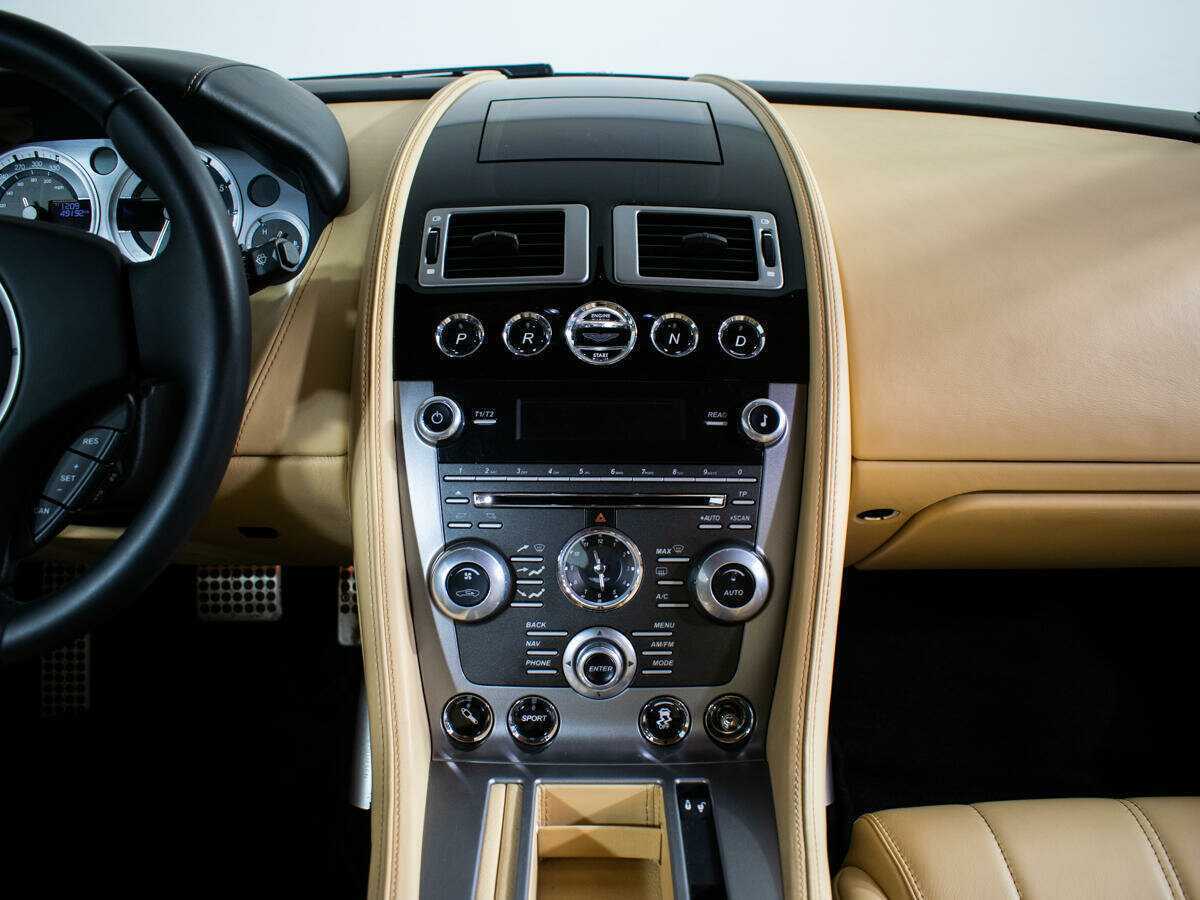 Купить Aston Martin DB9, 2013, 49 192 км, фото №11