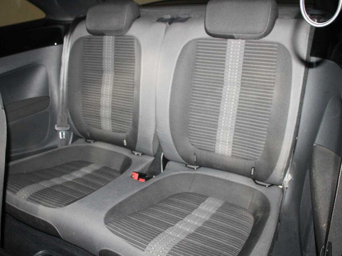 Купить Volkswagen Beetle, 2014, 126 000 км, фото №8