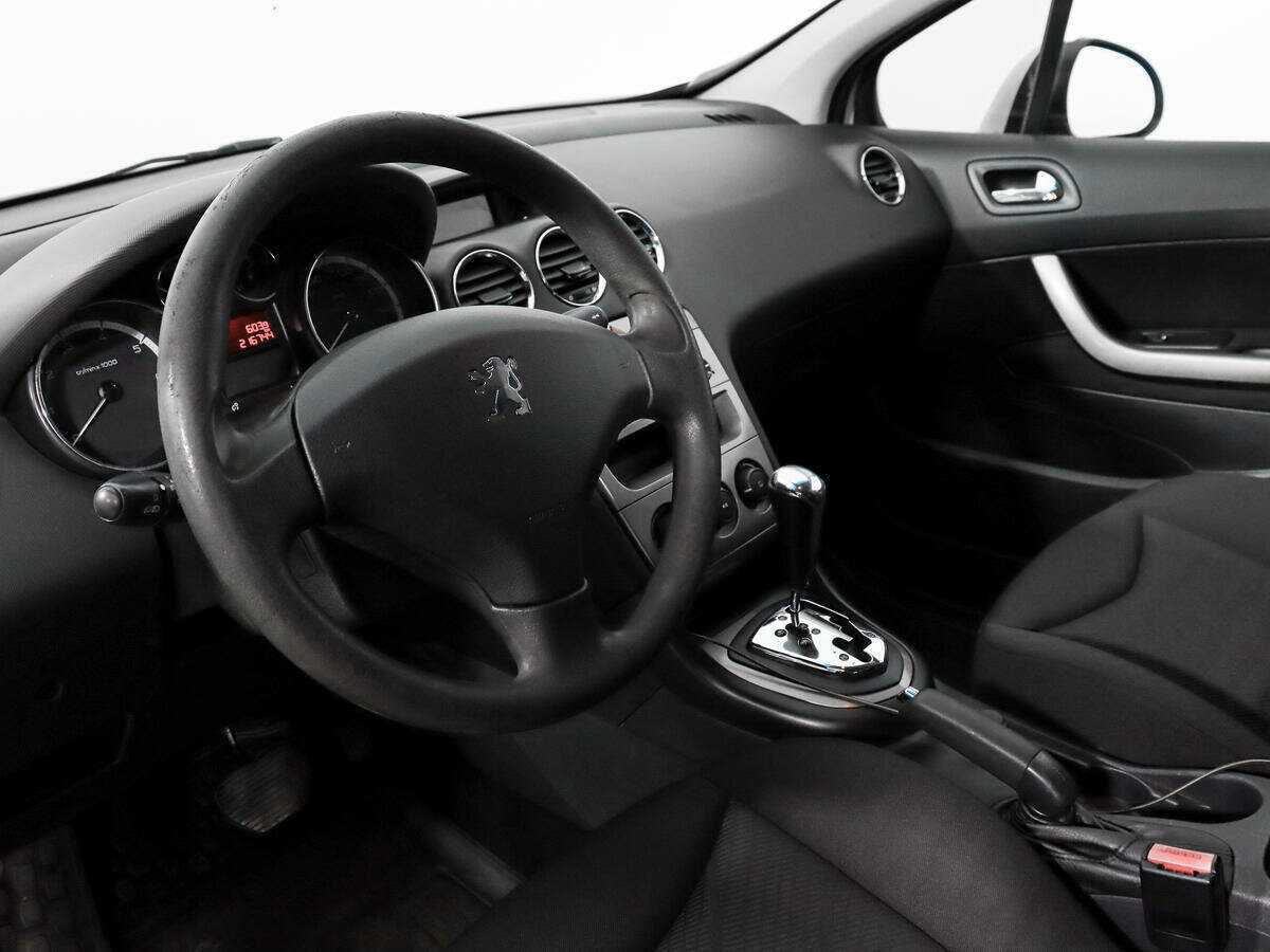 Купить Peugeot 308, 2010, 216 742 км, фото №8