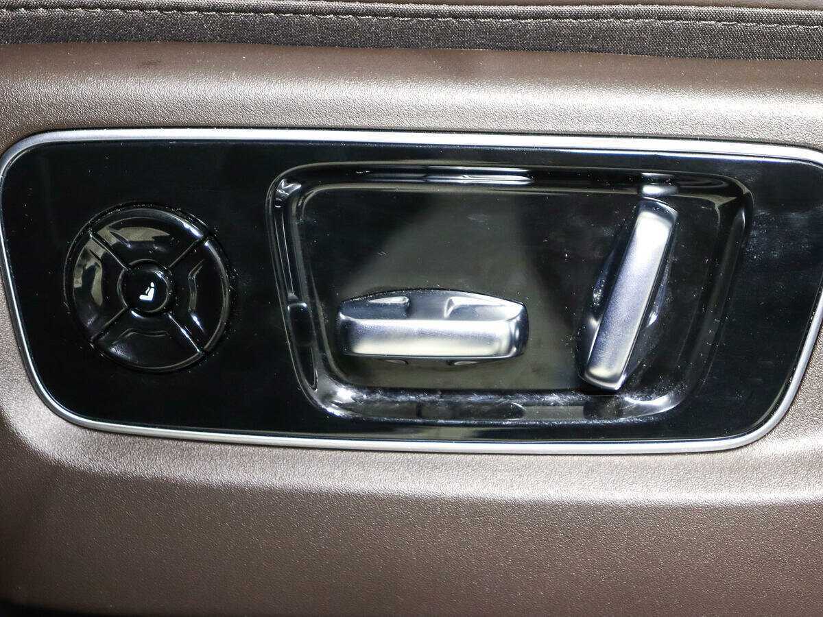 Купить LiXiang L9 44.5 kWh, 2023, 8 500 км, фото №13