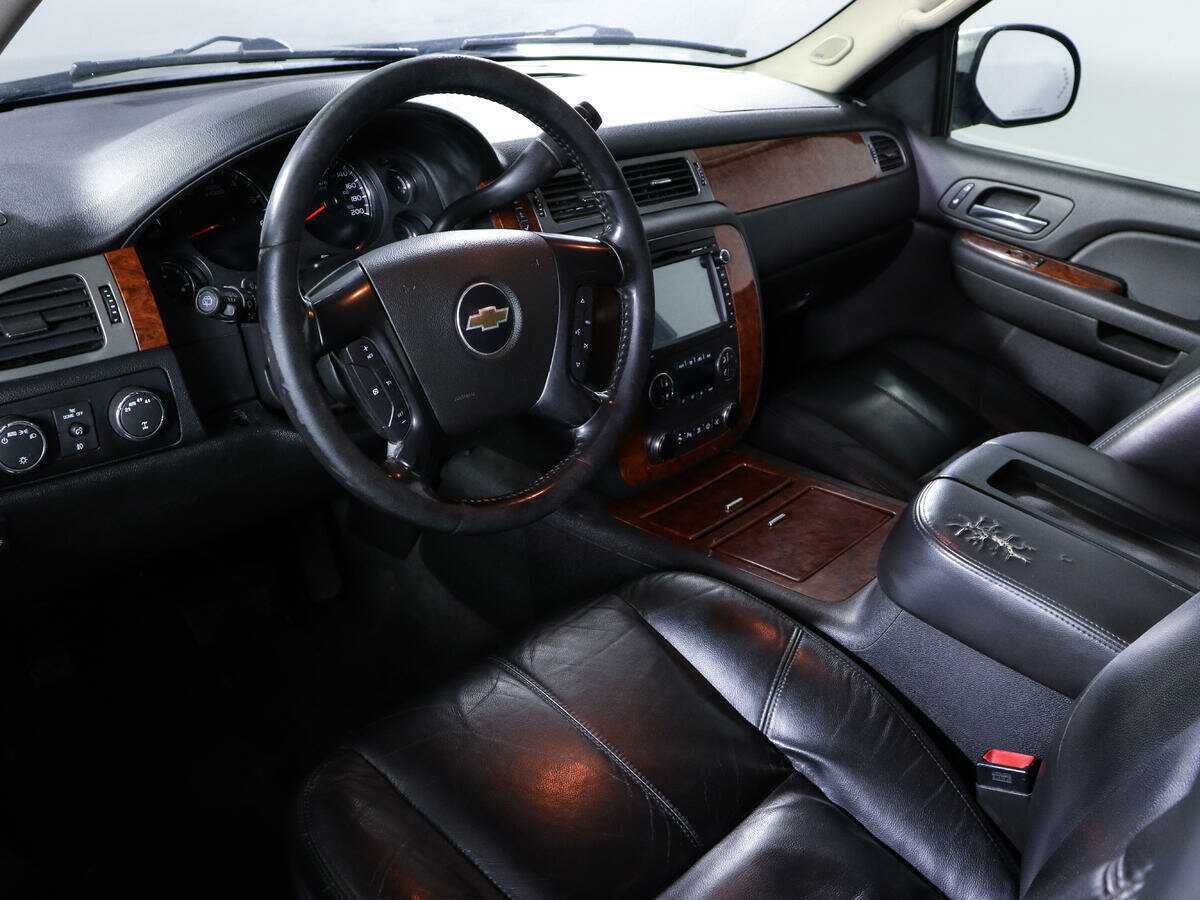 Купить Chevrolet Tahoe, 2008, 341 982 км, фото №12