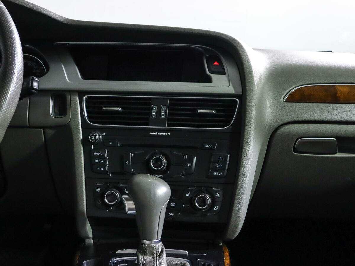 Купить Audi A4, 2011, 180 123 км, фото №11