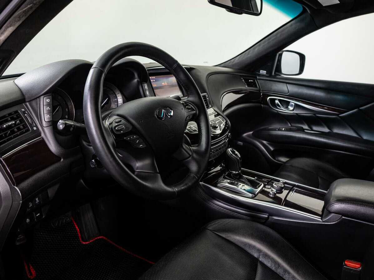 Купить Infiniti M25, 2010, 239 000 км, фото №10