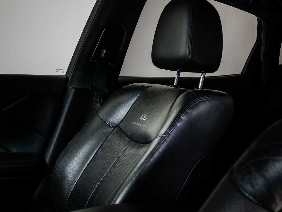 Купить Infiniti M25, 2010, 239 000 км, фото №21