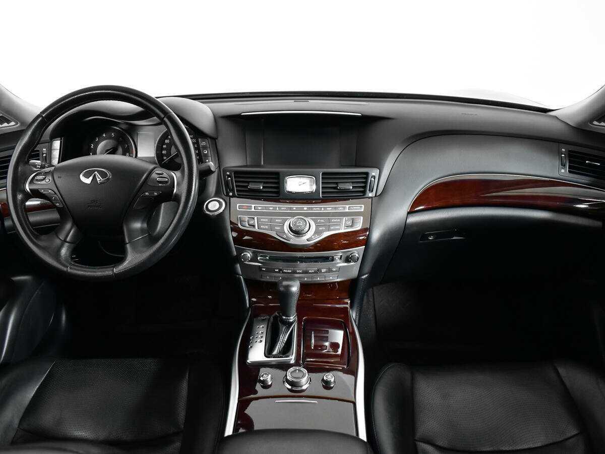 Купить Infiniti Q70, 2014, 106 853 км, фото №8