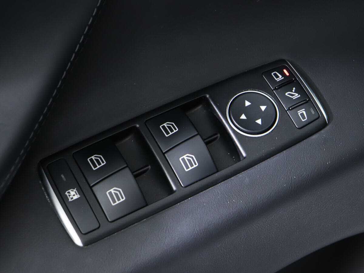 Купить Tesla Model X P90D, 2016, 111 395 км, фото №16